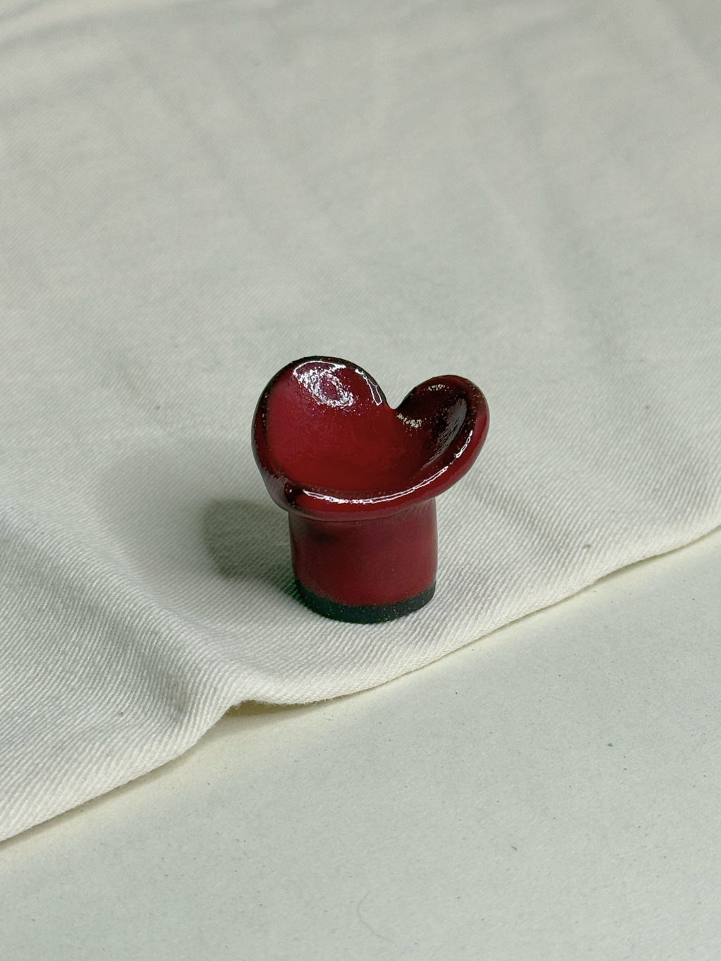 Red Heart Ring Holder